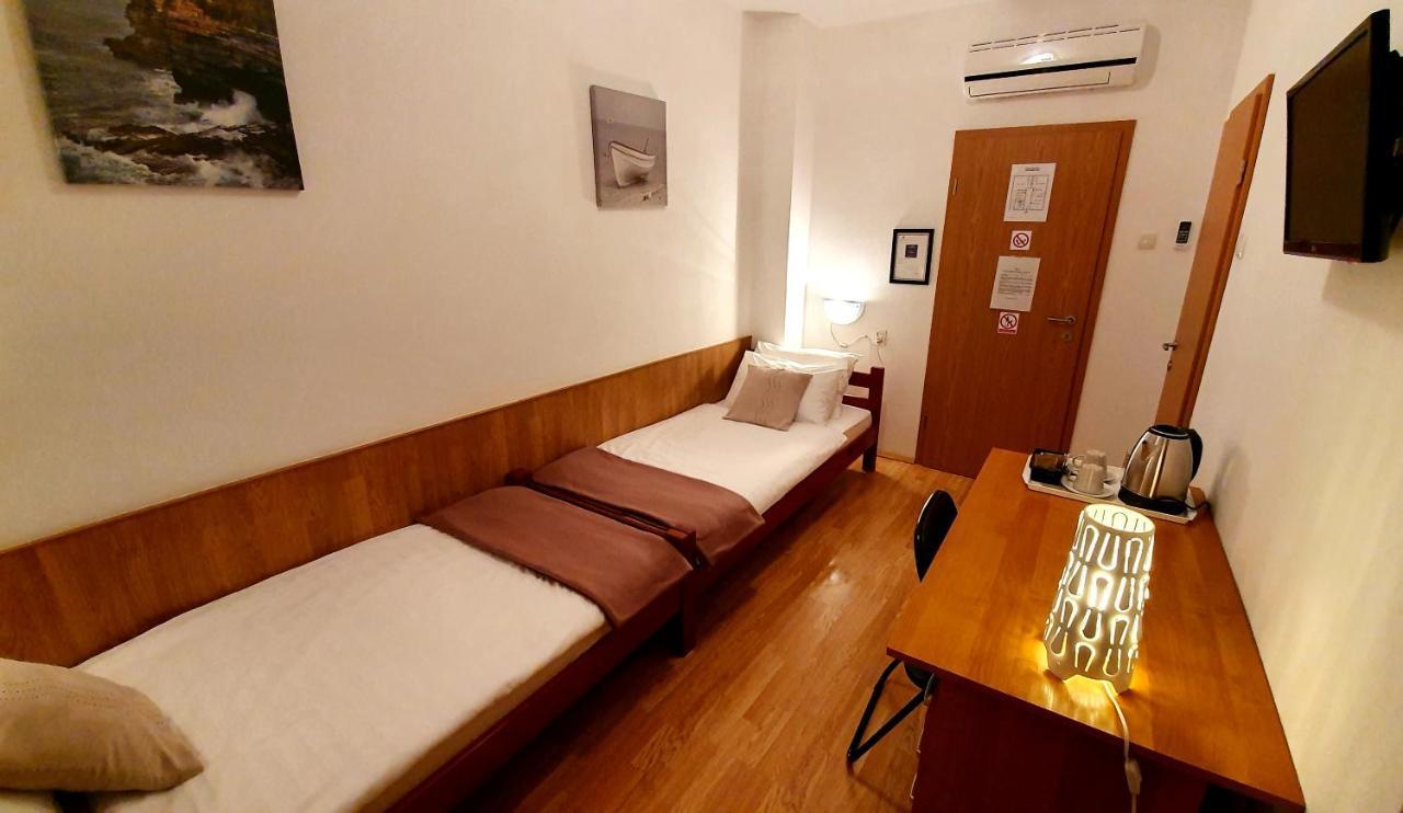 Hotel Adriasobe Vodice Exteriér fotografie